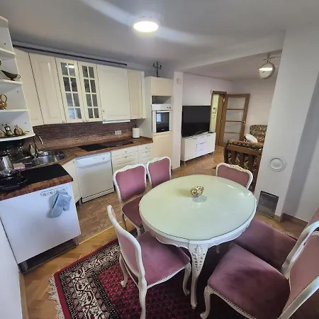 Lägenhet 110m2 Aircondition 2 Bedroom Sarajevo