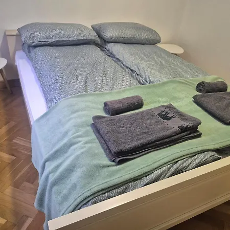 شقة 110m2 Aircondition 2 Bedroom سراييفو