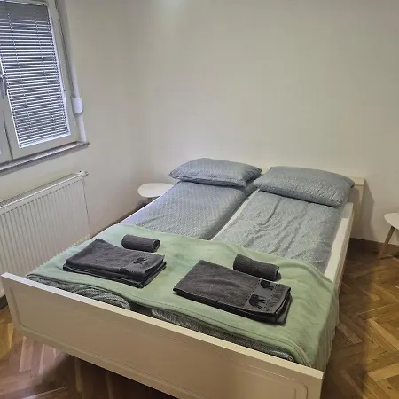 110m2 Aircondition 2 Bedroom * سراييفو