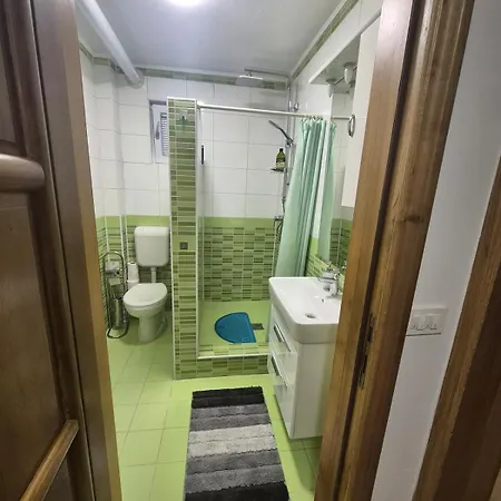 110m2 Aircondition 2 Bedroom Sarajevo