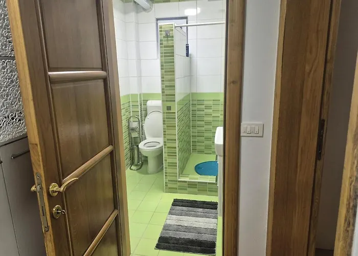 110m2 Aircondition 2 Bedroom