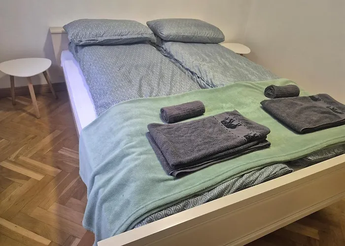 Apartamento 110m2 Aircondition 2 Bedroom Saraievo