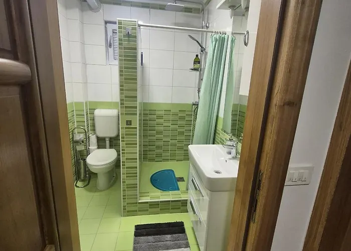 110m2 Aircondition 2 Bedroom Saraievo